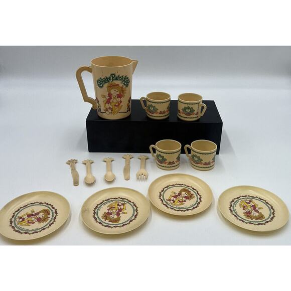 Vintage Cabbage Patch Doll Dishes Silverware Pitchers Cups Plates Tea Set 1984 - Picture 1 of 7
